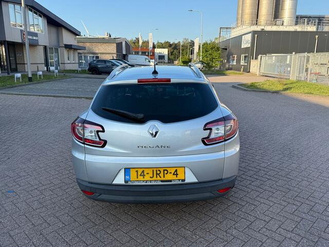 Renault Megane Estate 1.6 Dynamique