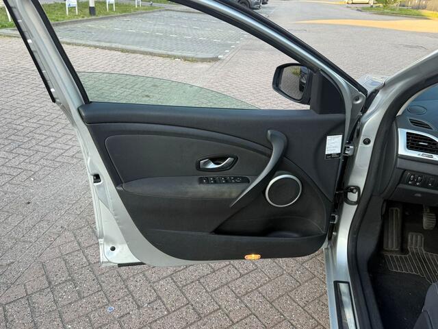 Renault Megane Estate 1.6 Dynamique