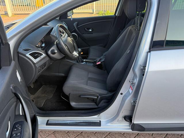 Renault Megane Estate 1.6 Dynamique