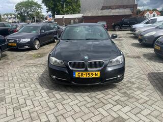 BMW 3-SERIE Touring 320i Business Line automaat ecc lm velgen leer