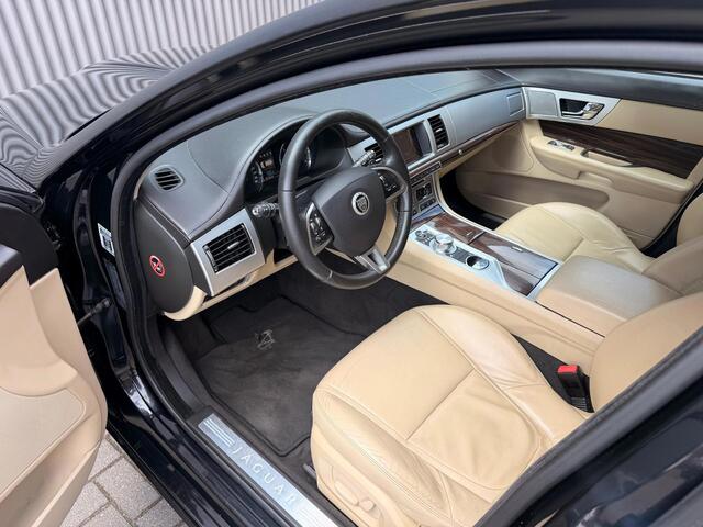Jaguar XF Sportbrake 2.2D S 200pk|Stoelverwarming|Camera|Cruise control
