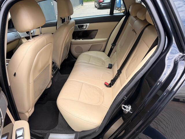 Jaguar XF Sportbrake 2.2D S 200pk|Stoelverwarming|Camera|Cruise control
