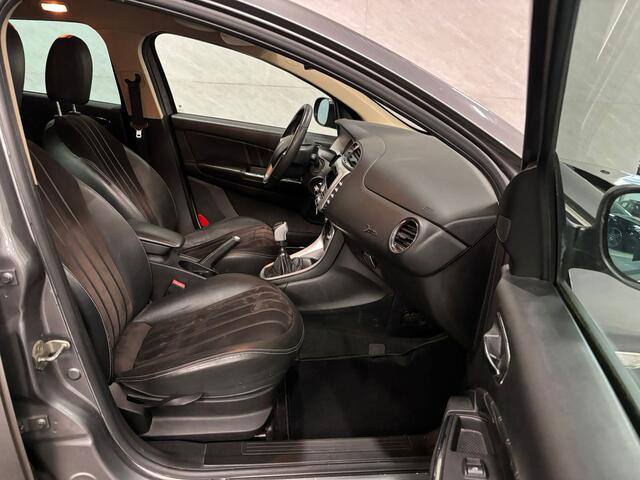 Lancia Delta 1.4-16V Oro - Radio - Airco - NAP -