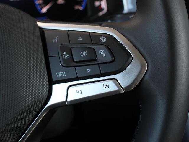 Volkswagen T-ROC 1.5 TSI Style Navigatie Apple Carplay/Android Auto Camera Parkeersensoren Adaptieve Cruise Control Dodehoek Assistent Elektrische achterklep Sto