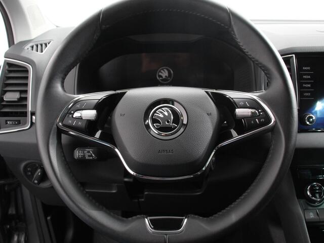 Skoda Karoq 1.5 TSI 150pk DSG Ambition Navigatie Apple Carplay/Android Auto Camera Climate Control Adaptieve Cruise control Lichtmetalen Velgen