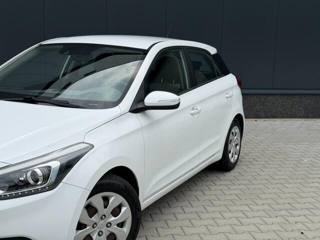 Hyundai I 20 1.2 HP i-Motion | CRUISE | AIRCO | BLUETOOTH