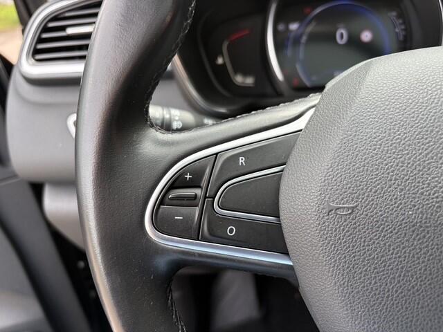 Renault Kadjar 1.3 TCe Zen | Navi | Camera | Pano | Trekhaak | 88.435 km Dealeronderhouden