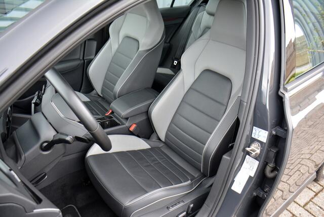 Volkswagen Golf 1.4 eHybrid GTE  Lederen interieur  Carplay/Android  Memory  Stoelventilatie  Top conditie