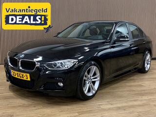 BMW 3-SERIE 320i High Executive|Automaat|Climate Control|Navigatie|