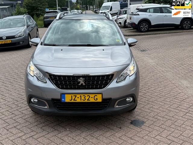 Peugeot 2008 1.2 PureTech Blue Lion