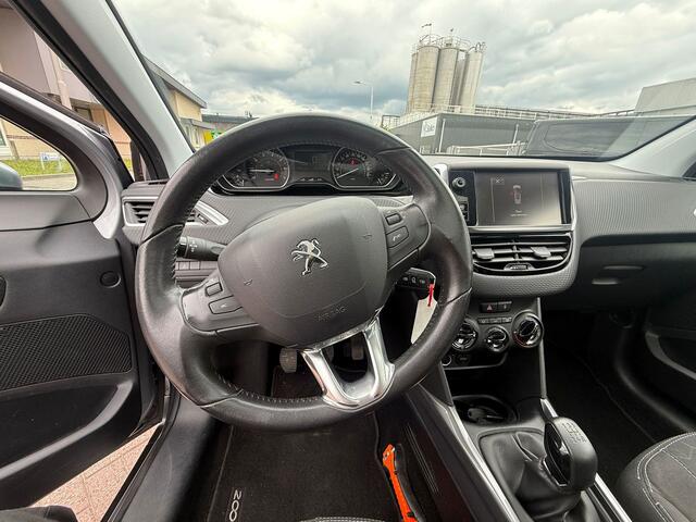 Peugeot 2008 1.2 PureTech Blue Lion