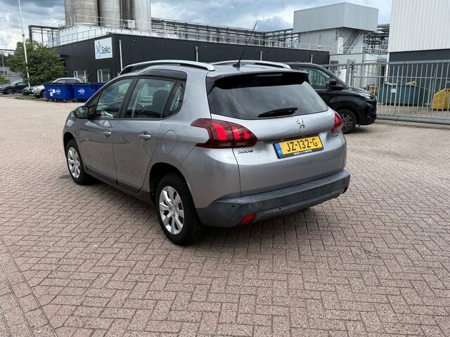 Peugeot 2008 1.2 PureTech Blue Lion