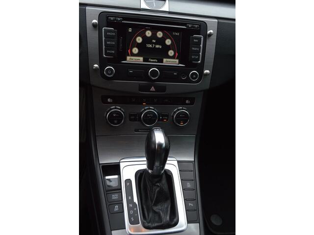 Volkswagen Passat Variant 1.4 TSI Highline Airco Automaat Navi DSG 5Drs PDC Bj 2012