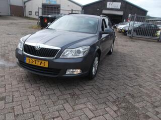 SKODA OCTAVIA Combi 1.2 TSI Ambition Business Line airco navi