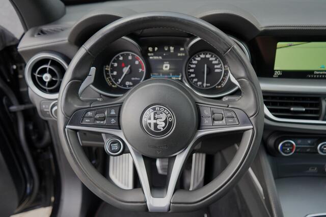 Alfa Romeo Stelvio 2.0 T AWD B-Tech Veloce/ Pano