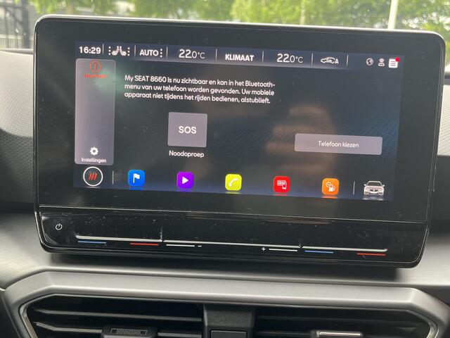 Seat Leon Sportstourer 1.5 eTSI FR  MODEL // CAMERA // NAVI // ELEK. ACHTERKLEP // ADAPTIVE CRUISE //