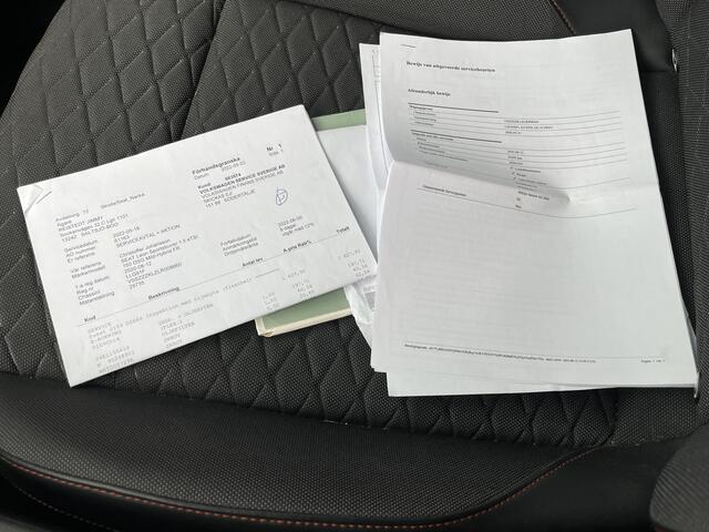 Seat Leon Sportstourer 1.5 eTSI FR  MODEL // CAMERA // NAVI // ELEK. ACHTERKLEP // ADAPTIVE CRUISE //
