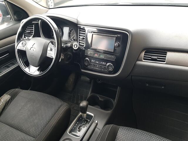 Mitsubishi Outlander 2.2 DI-D Instyle 4WD 7-persoons