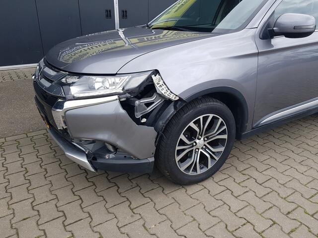 Mitsubishi Outlander 2.2 DI-D Instyle 4WD 7-persoons
