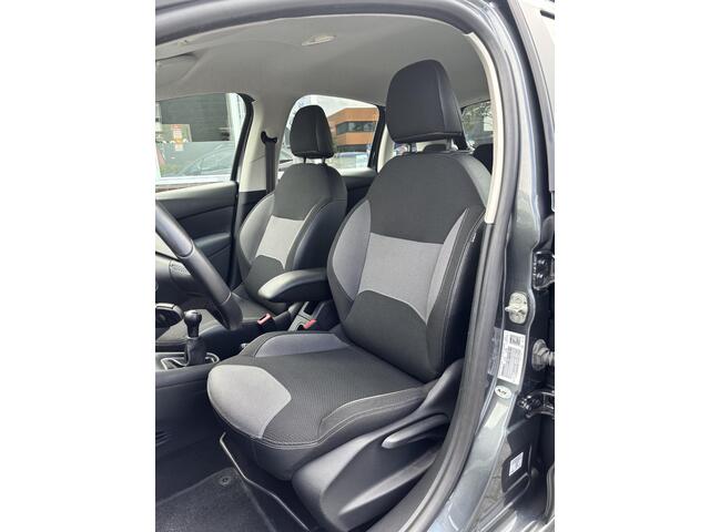 Citroen C3 1.2 VTi Coll. Light |e APK|