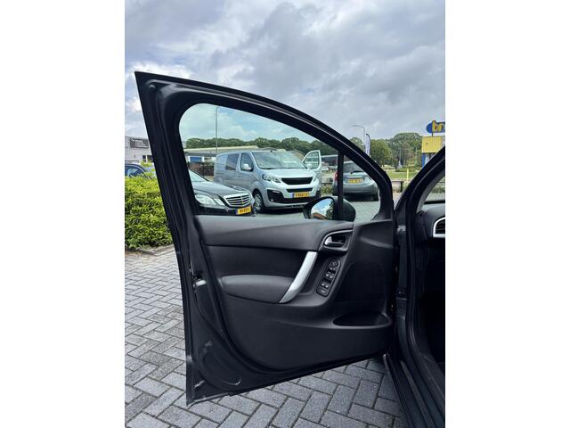 Citroen C3 1.2 VTi Coll. Light |e APK|