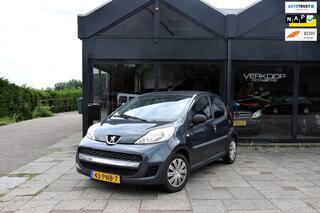 Peugeot 107 1.0-12V Accent Carplay Parkeersensoren Navigatie