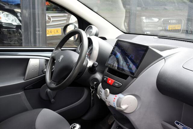 Peugeot 107 1.0-12V Accent Carplay Parkeersensoren Navigatie