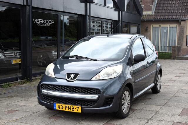 Peugeot 107 1.0-12V Accent Carplay Parkeersensoren Navigatie