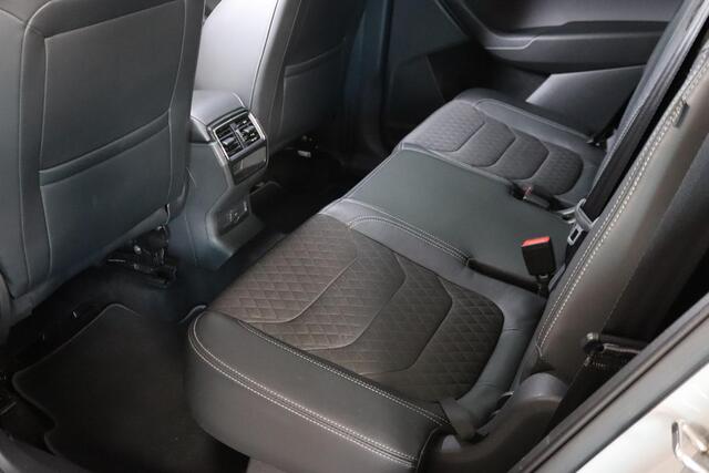 Skoda Kodiaq 1.5 TSI Business Edition 7-Persoons Trekhaak, Canton audio, Mooie kleur