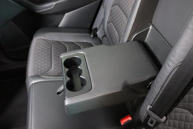 Skoda Kodiaq 1.5 TSI Business Edition 7-Persoons Trekhaak, Canton audio, Mooie kleur