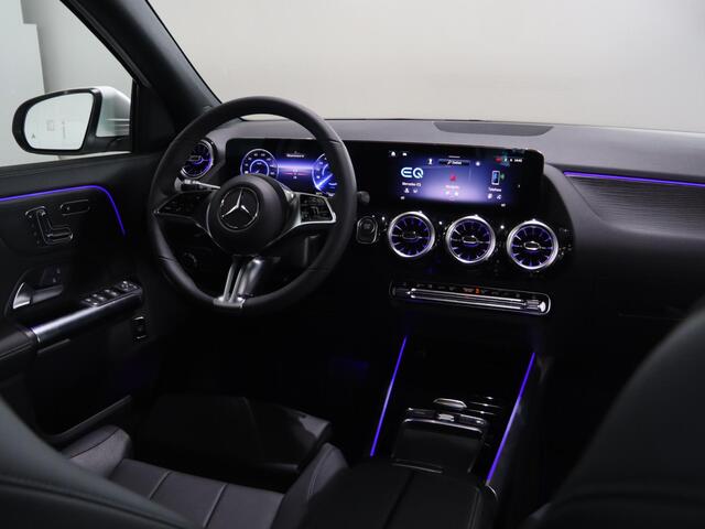Mercedes-Benz EQA 250+ Business Solution Luxury 71 kWh | Panoramaschuifdak | Rijassistentiepakket |  Winter pakket | Achteruitrijcamera | Dodehoekassistent |