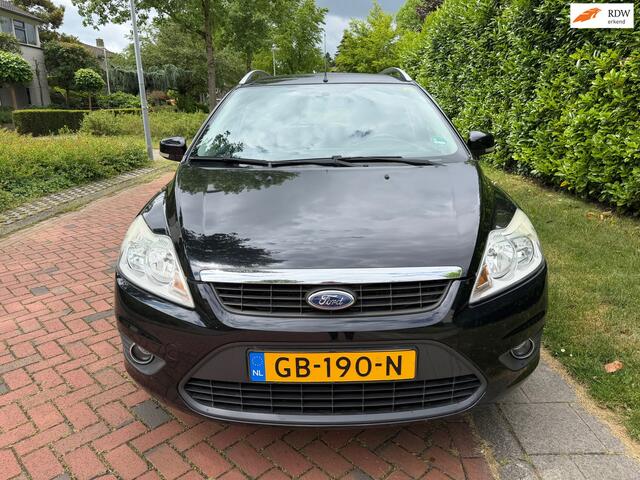 Ford Focus Wagon 1.6 Titanium, Airco, APK 24-01-2027.