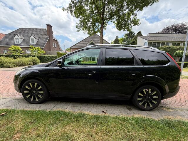 Ford Focus Wagon 1.6 Titanium, Airco, APK 24-01-2027.