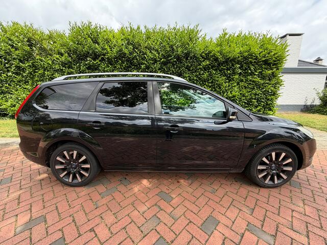 Ford Focus Wagon 1.6 Titanium, Airco, APK 24-01-2027.