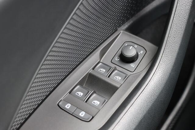 Skoda Octavia Combi 1.4 TSI iV PHEV Sportline Business | SOH 91,1% |