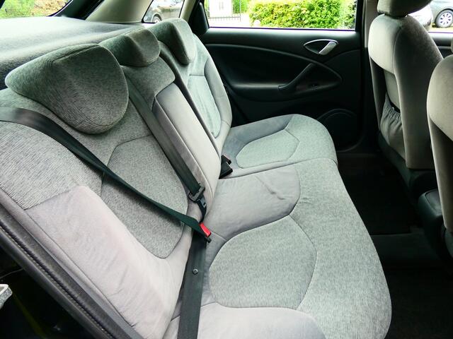 Citroen C5 2.0-16V VTR 141pk Clima Cruise Historie Trekhaak 1500kg.