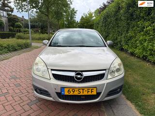 OPEL VECTRA 1.8-16V Cosmo, Airco, APK 08-05-2027.