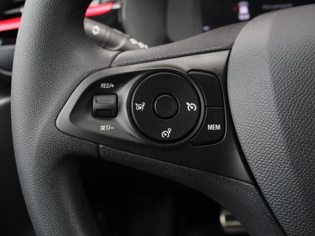 Opel Corsa 1.2 GS Line 131pk Aut. Navigatie Apple Carplay/Android Auto Camera Parkeersensoren Cruise Control Stoelverwarming Getinte ramen Airco