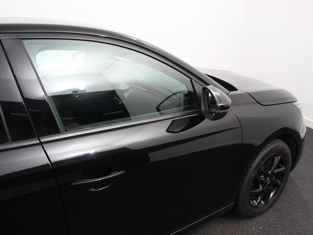 Opel Corsa 1.2 GS Line 131pk Aut. Navigatie Apple Carplay/Android Auto Camera Parkeersensoren Cruise Control Stoelverwarming Getinte ramen Airco
