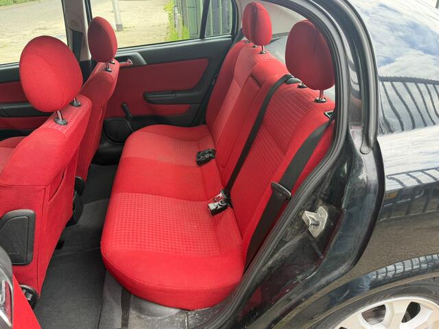 Opel Astra 1.6 Njoy airco elektrische ramen cv op afs