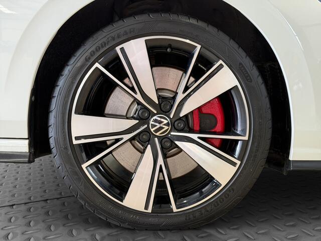 Volkswagen Golf 1.4 GTE 245PK|Automaat|ACC|DCC|PDC|