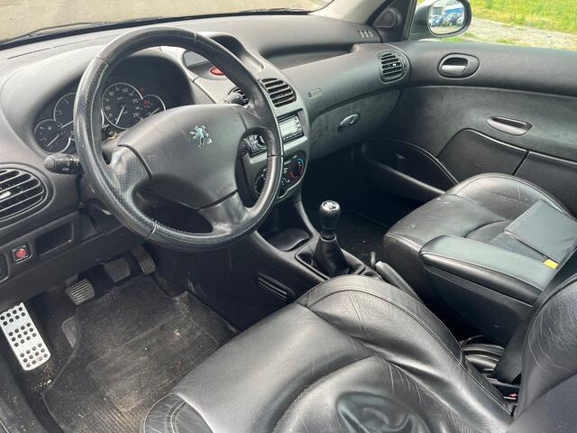 Peugeot 206 1.6-16V Gentry BJ 2005 AIRCO ZEER MOOI OPEN DAK