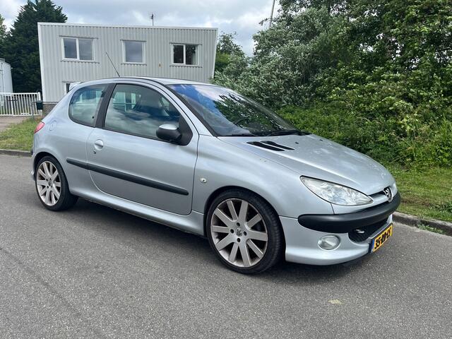 Peugeot 206 1.6-16V Gentry BJ 2005 AIRCO ZEER MOOI OPEN DAK