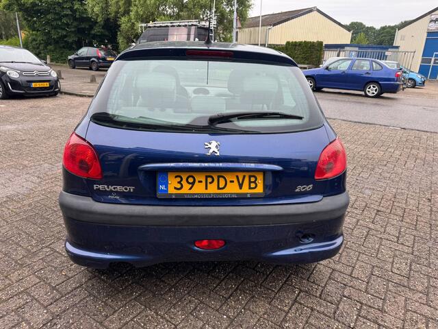 Peugeot 206 1.4 X-line AUTOMAAT AIRCO CLIMA