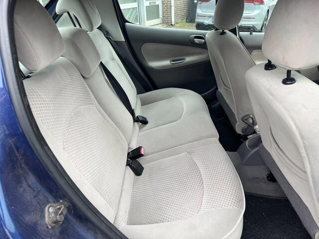 Peugeot 206 1.4 X-line AUTOMAAT AIRCO CLIMA