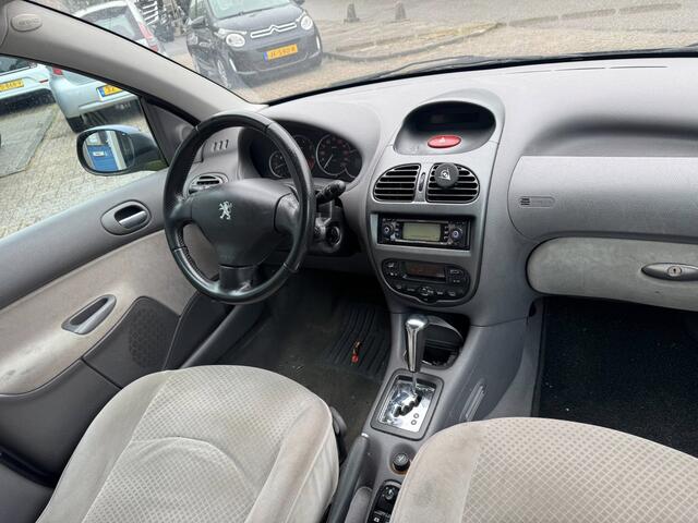 Peugeot 206 1.4 X-line AUTOMAAT AIRCO CLIMA