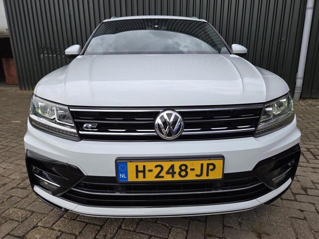 Volkswagen Tiguan 2.0 TDI Highline R-Line Pano Virtual cockpit