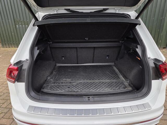 Volkswagen Tiguan 2.0 TDI Highline R-Line Pano Virtual cockpit