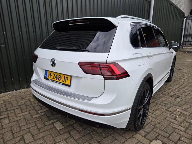 Volkswagen Tiguan 2.0 TDI Highline R-Line Pano Virtual cockpit