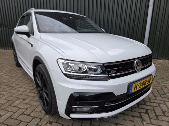 Volkswagen Tiguan 2.0 TDI Highline R-Line Pano Virtual cockpit